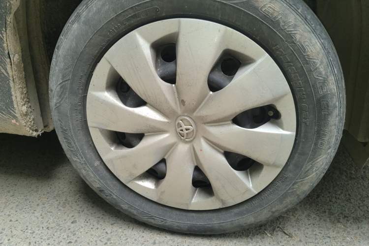 Used Toyota Vios 2014 1.3L Manual Value Edition Right Front Wheel Hub