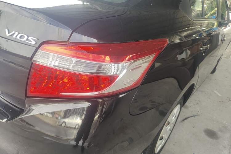Used Toyota Vios 2014 1.5L Automatic ZhiZhen Edition Right Rear Taillight