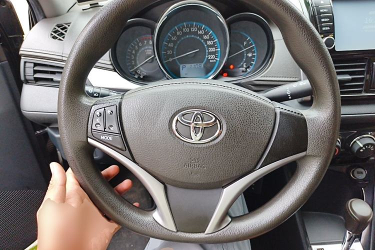 Used Toyota Vios 2014 1.5L Automatic Smart Edition Steering Wheel