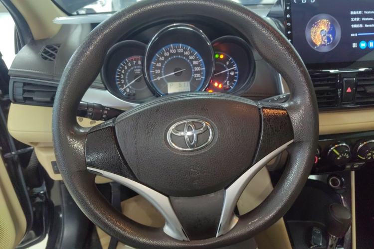 Used Toyota Vios 2014 1.5L Automatic ZhiShang Edition Steering Wheel
