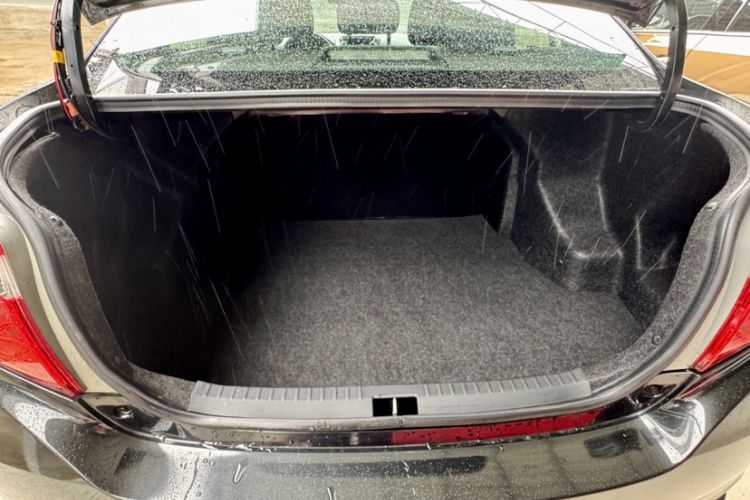 Used Toyota Vios 2014 1.5L Automatic ZhiZhen Edition Trunk