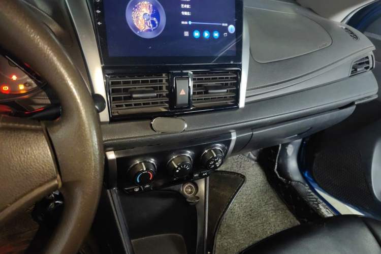 Used Toyota Vios 2014 1.5L Manual ZhiZhen Edition Audio And AC Panel