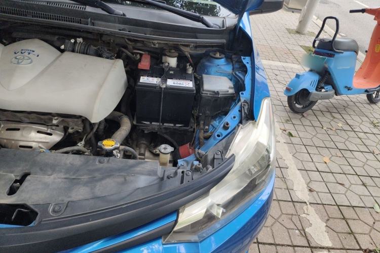 Used Toyota Vios 2014 1.3L Manual Value Edition Engine Bay Left