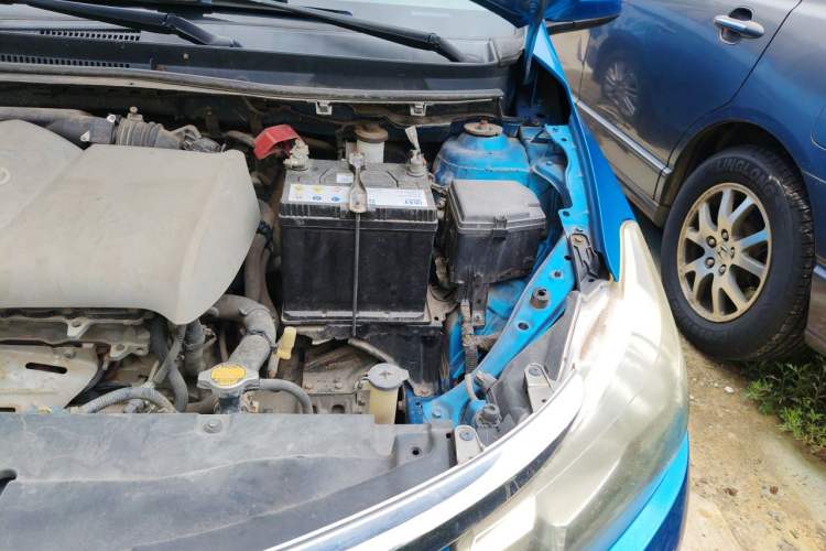 Used Toyota Vios 2014 1.5L Automatic ZhiShang Edition Engine Bay Left