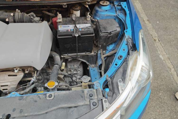 Used Toyota Vios 2014 1.5L Automatic ZhiZhen Edition Engine Bay Left