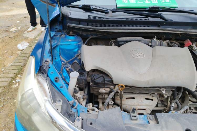 Used Toyota Vios 2014 1.5L Automatic ZhiShang Edition Engine Bay Right