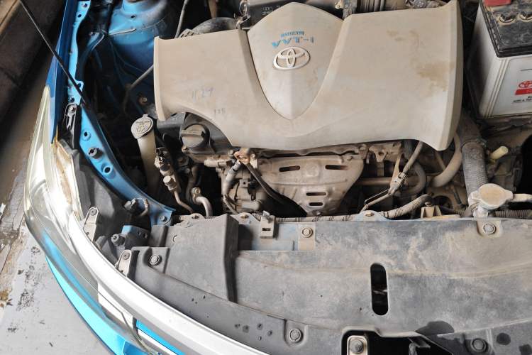 Used Toyota Vios 2014 1.3L Automatic Standard Edition Engine Bay Right