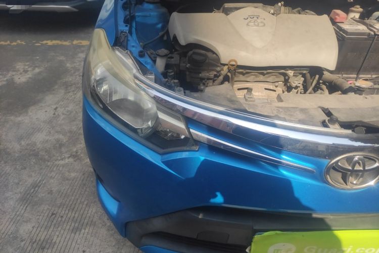 Used Toyota Vios 2014 1.3L Automatic ZhiShang Edition Engine Bay Right