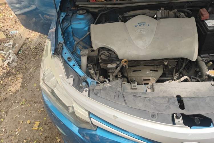 Used Toyota Vios 2014 1.3L Automatic Standard Edition Engine Bay Right