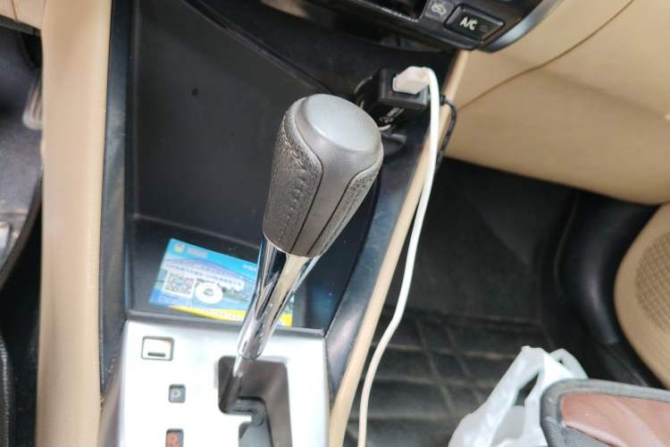 Used Toyota Vios 2014 1.5L Automatic ZhiShang Edition Gear Lever