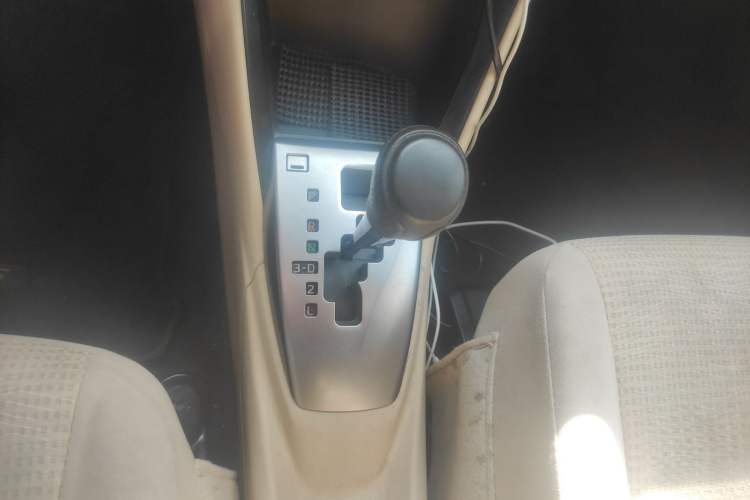 Used Toyota Vios 2014 1.3L Automatic ZhiShang Edition Gear Lever