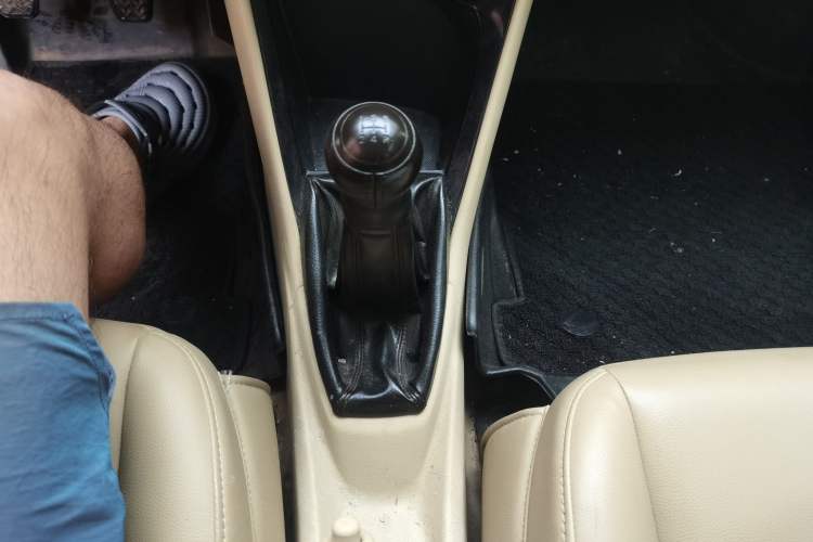 Used Toyota Vios 2014 1.3L Manual Xiang Edition Gear Lever