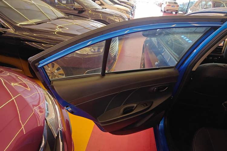 Used Toyota Vios 2014 1.5L Automatic ZhiZhen Edition Interior 8