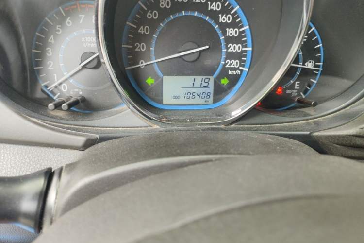 Used Toyota Vios 2014 1.3L Manual Value Edition Odometer Close Up