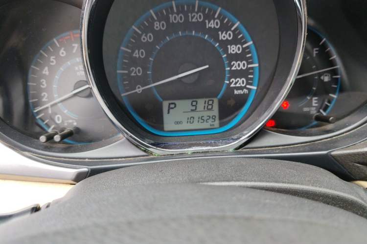 Used Toyota Vios 2014 1.5L Automatic ZhiShang Edition Odometer Close Up