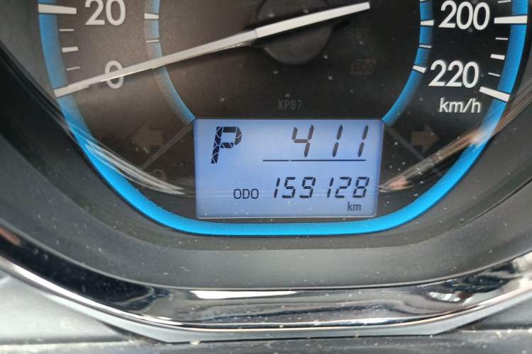 Used Toyota Vios 2014 1.5L Automatic ZhiShang Edition Odometer Close Up