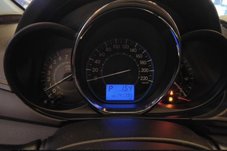 Used Toyota Vios 2014 1.5L Automatic ZhiZhen Edition Odometer Close Up