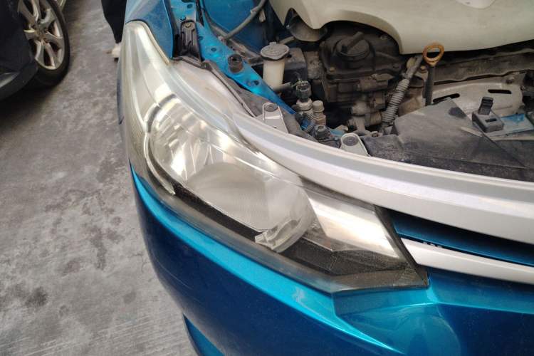 Used Toyota Vios 2014 1.3L Manual Xiang Edition Right Front Headlight