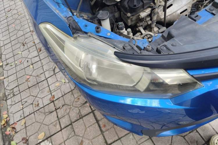 Used Toyota Vios 2014 1.3L Manual Value Edition Right Front Headlight