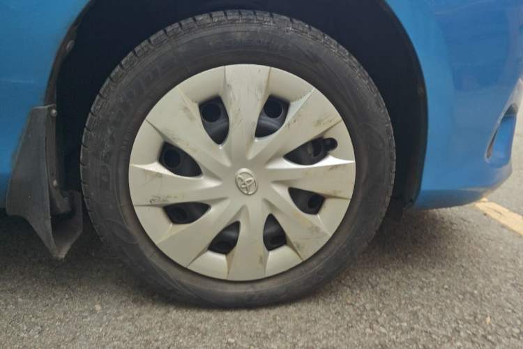 Used Toyota Vios 2014 1.5L Automatic ZhiZhen Edition Right Front Wheel Hub