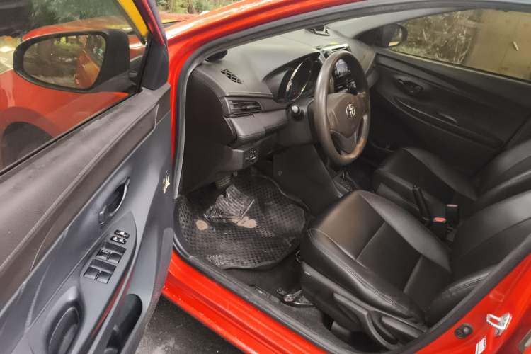 Used Toyota Vios 2014 1.3L Automatic Standard Edition Driver Seat