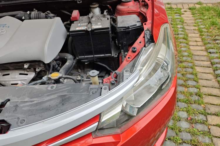 Used Toyota Vios 2014 1.3L Manual Xiang Edition Engine Bay Left
