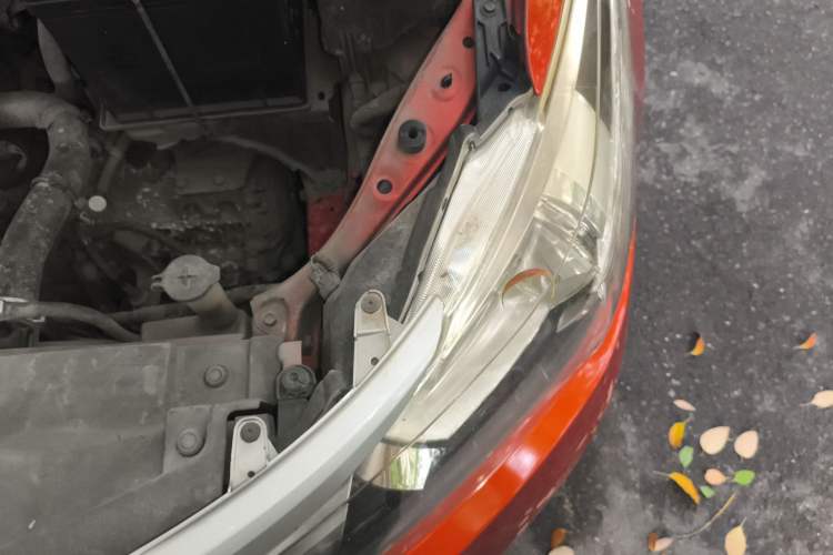 Used Toyota Vios 2014 1.3L Automatic Standard Edition Engine Bay Left