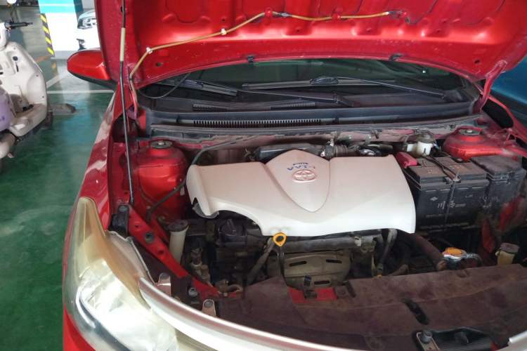 Used Toyota Vios 2014 1.3L Automatic Standard Edition Engine Bay Right