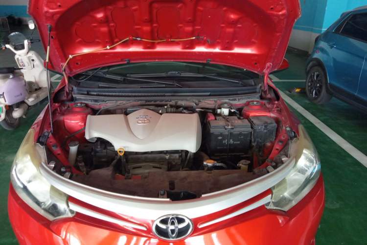 Used Toyota Vios 2014 1.3L Automatic Standard Edition Engine Bay
