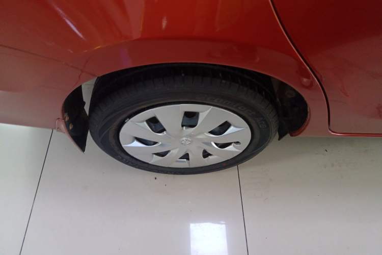 Used Toyota Vios 2014 1.3L Automatic Standard Edition Exterior 5