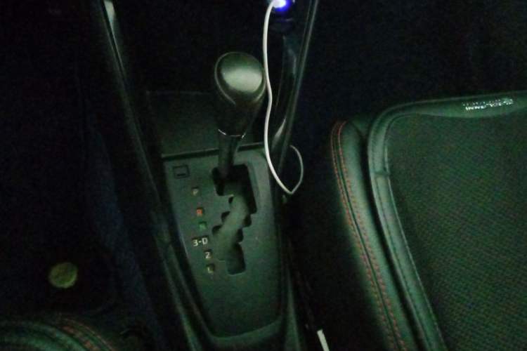 Used Toyota Vios 2014 1.3L Automatic Standard Edition Gear Lever