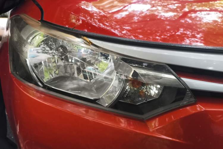 Used Toyota Vios 2014 1.3L Automatic Standard Edition Right Front Headlight