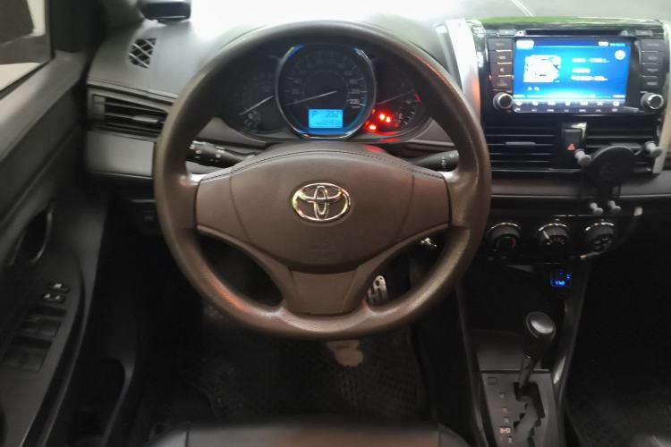 Used Toyota Vios 2014 1.3L Automatic Standard Edition Steering Wheel