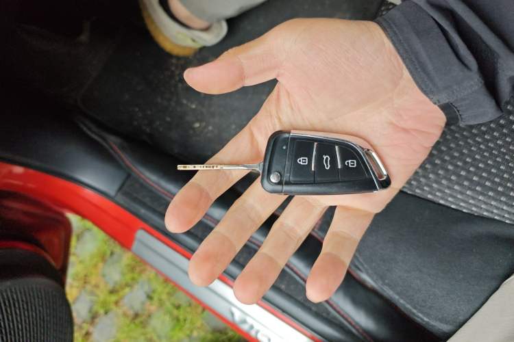 Used Toyota Vios 2014 1.3L Manual Xiang Edition Vehicle Key