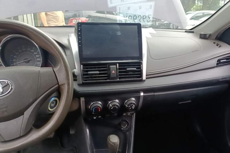 Used Toyota Vios 2014 1.5L Automatic ZhiZhen Edition Audio And AC Panel