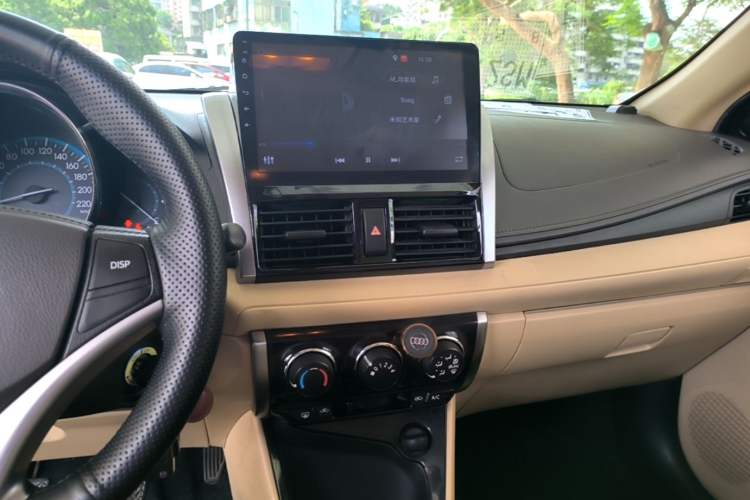Used Toyota Vios 2014 1.3L Manual Value Edition Audio And AC Panel