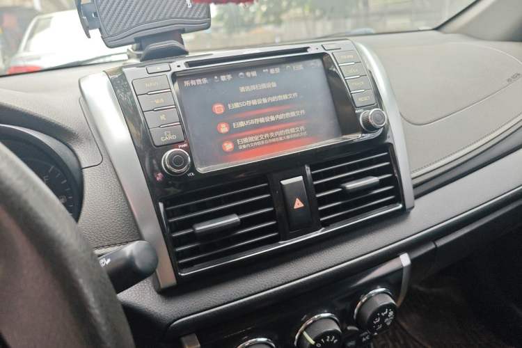 Used Toyota Vios 2014 1.5L Automatic ZhiZhen Edition Audio And AC Panel