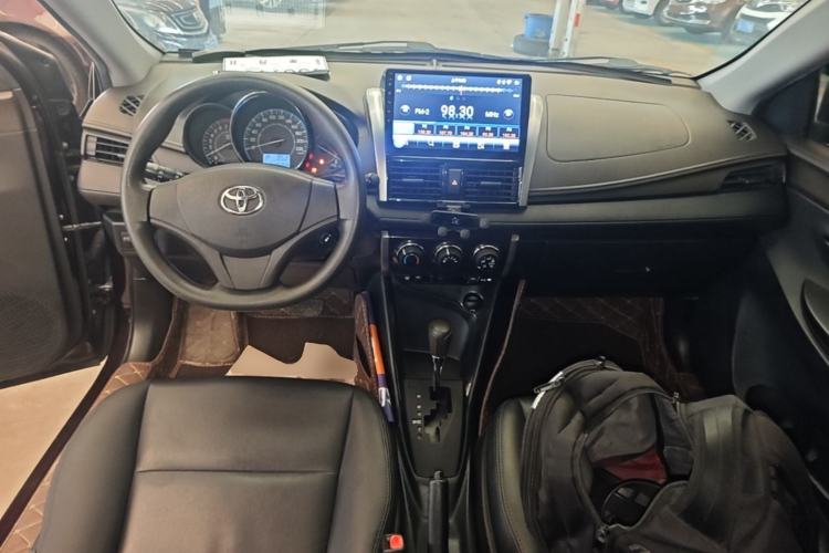 Used Toyota Vios 2014 1.5L Automatic ZhiZhen Edition Center Console