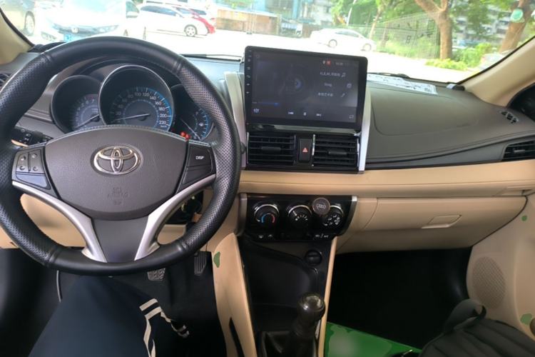 Used Toyota Vios 2014 1.3L Manual Value Edition Center Console