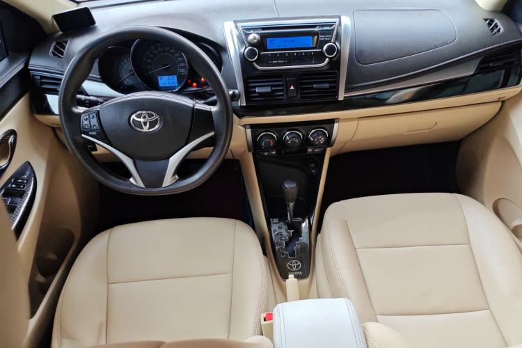 Used Toyota Vios 2014 1.5L Automatic Smart Edition Center Console