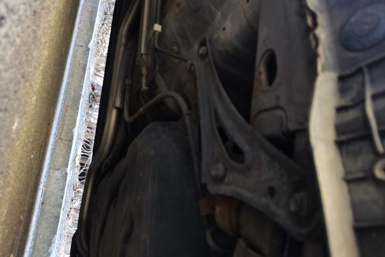 Used Toyota Vios 2014 1.3L Automatic Standard Edition Chassis Rear Left