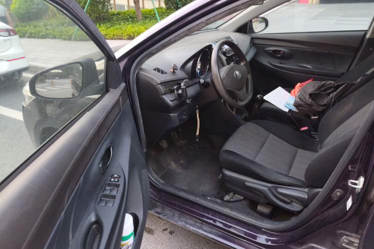 Used Toyota Vios 2014 1.5L Manual ZhiZhen Edition Driver Seat