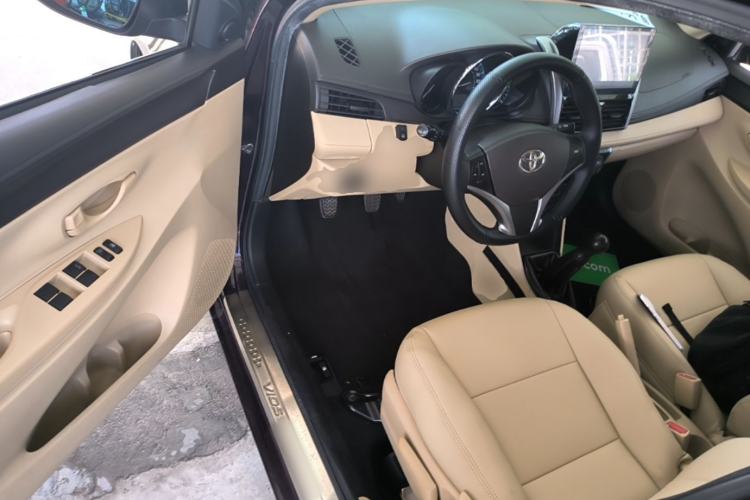 Used Toyota Vios 2014 1.3L Manual Value Edition Driver Seat