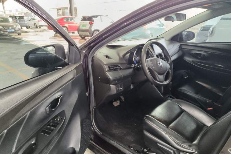 Used Toyota Vios 2014 1.5L Automatic ZhiZhen Edition Driver Seat