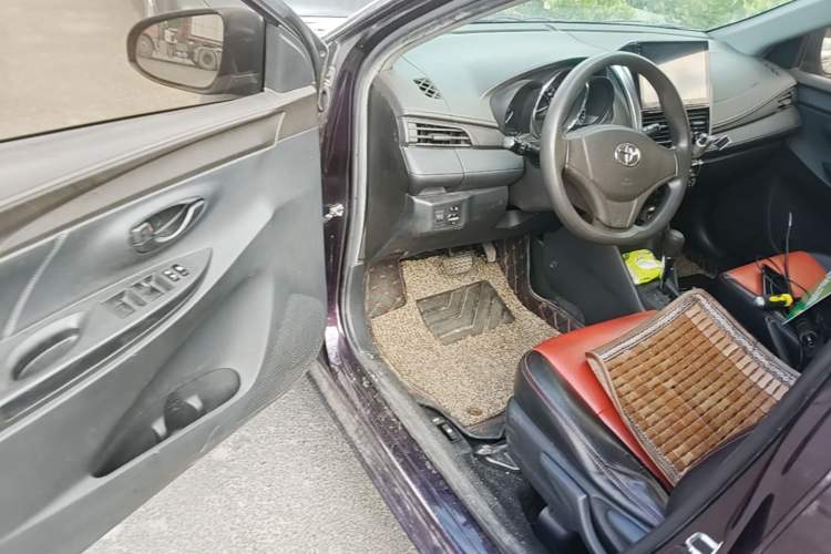Used Toyota Vios 2014 1.5L Automatic ZhiZhen Edition Driver Seat