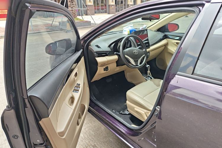 Used Toyota Vios 2014 1.5L Automatic ZhiZhen Edition Driver Seat