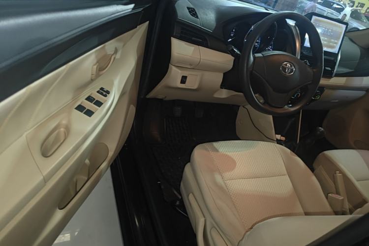 Used Toyota Vios 2014 1.3L Manual Value Edition Driver Seat