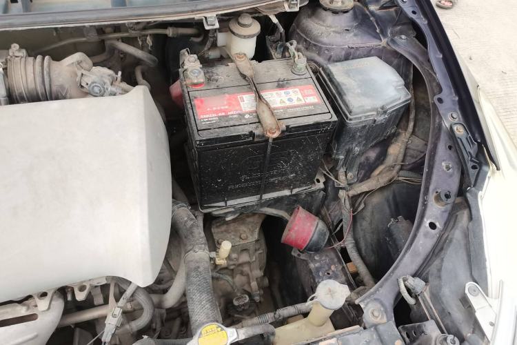 Used Toyota Vios 2014 1.5L Automatic ZhiZhen Edition Engine Bay Left