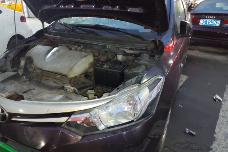 Used Toyota Vios 2014 1.3L Manual Xiang Edition Engine Bay Left