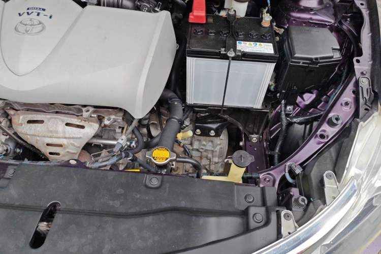 Used Toyota Vios 2014 1.5L Automatic Smart Edition Engine Bay Left